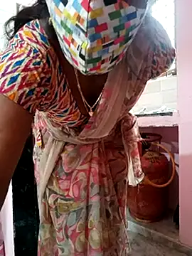 kruthika-telugu (F young) - Panty in ice qub