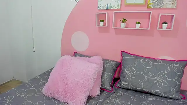eily__ (F young) - finger in ass+milk