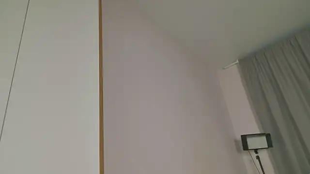 kamila_blush (F teen) - naked booty tease mmm
