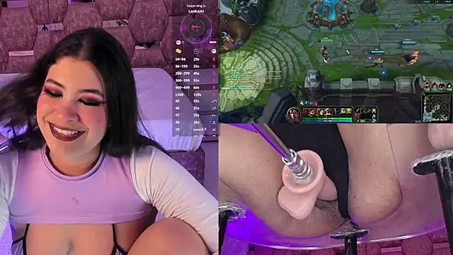 antonellavegas (F teen) - Topless and Wiggles Tits