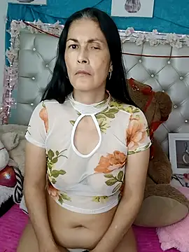 zaray_1118 - ZARAY_1118's free webcam