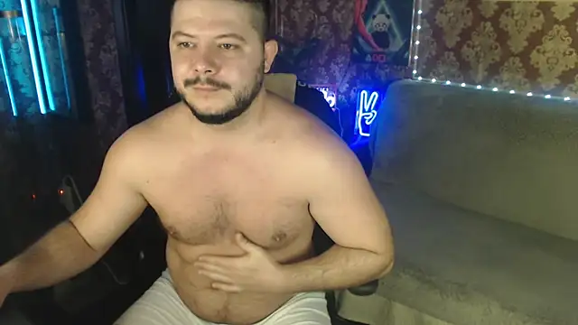 thor_master (M young) - new pc chase)))  pick from tip menu :P