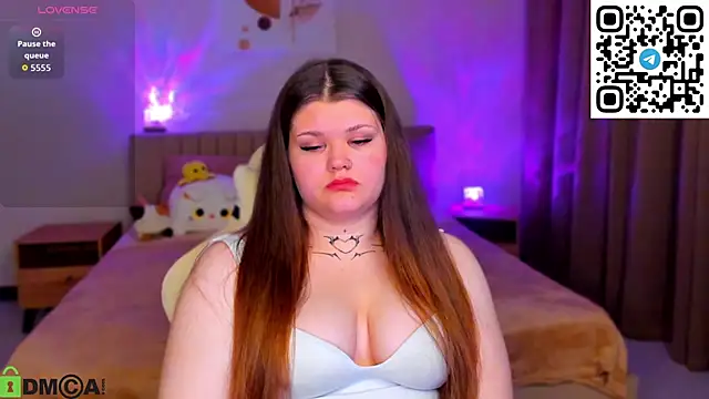 elle_one webcam