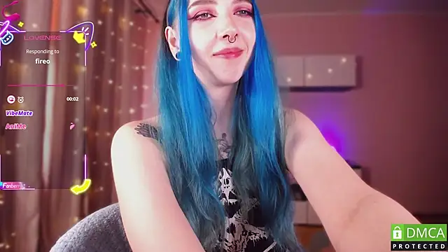 JustMeowGirl webcam