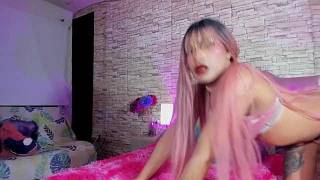 kitty_queen10 (T young) - Hi my queen