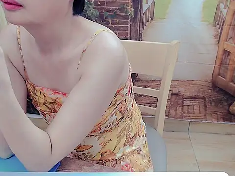 Funnygirl_9x webcam