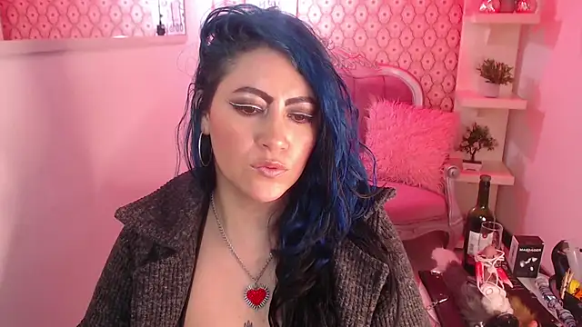scarleth_blue webcam