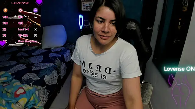 peanut_tangerine (F milf) - naked and control lush 5 min