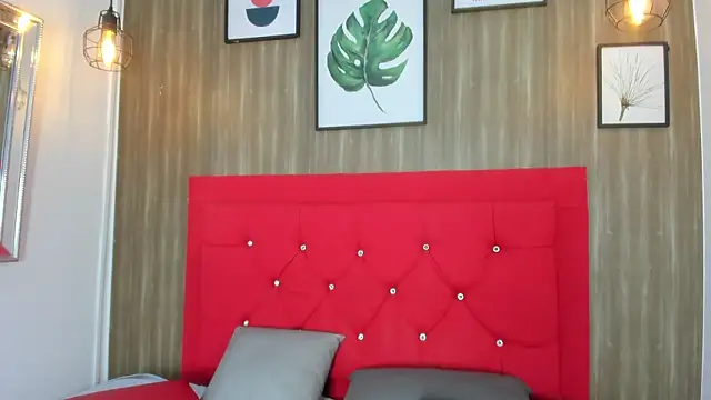 taniabenelli (F teen) - two fingering ass