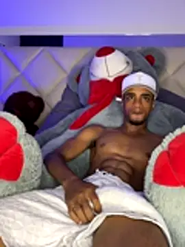 AaronCruz_ webcam