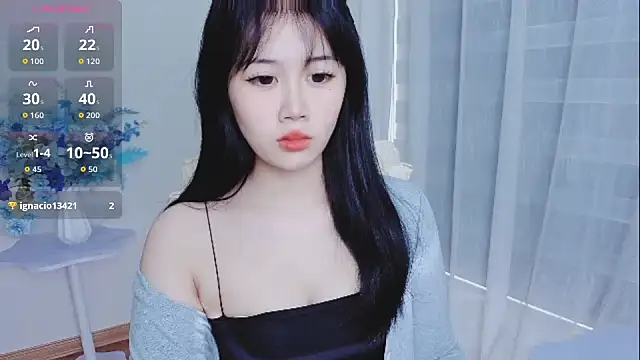 Crystal_Lea