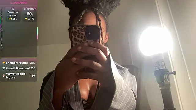maskedgirl5005