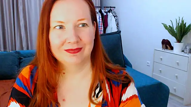 GoddessLara webcam