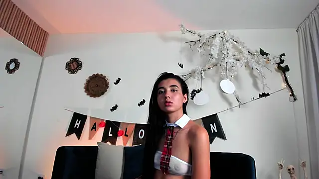 cloe_taylor__ webcam