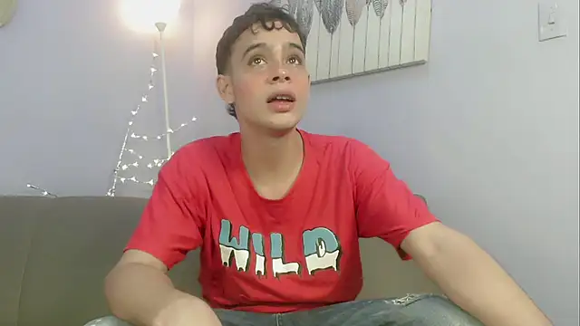 zacariasss_ webcam