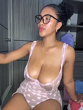 Mia_sweet80 webcam