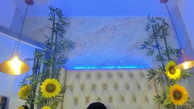 LittleeJaz webcam