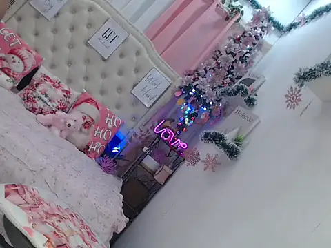 miss_strongerthanbefore03 webcam