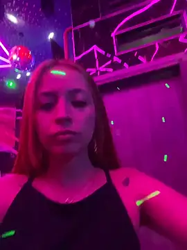 Little_ginger webcam