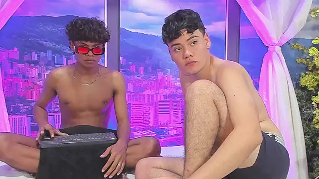 SluttyBoyDuo webcam