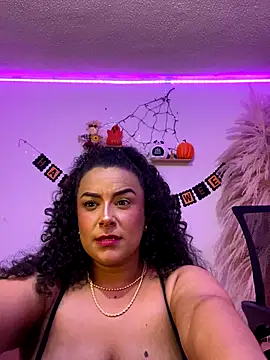 ariadna_cooper (F young) - Massage my tits with oil 🫧💥