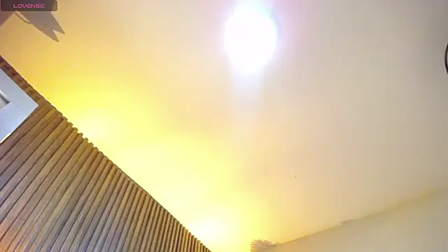 ashlye_hill (F young) - Suck naked dildo