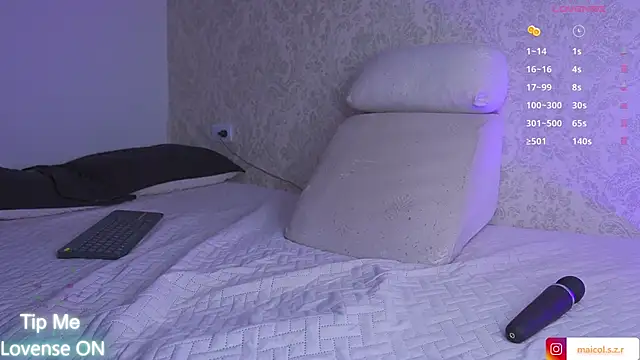 Afro_god_ webcam