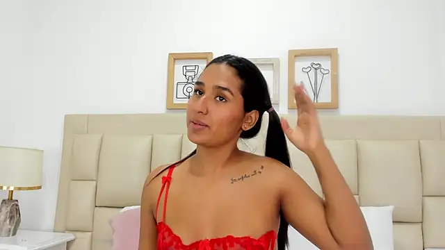 EbonyLudovica