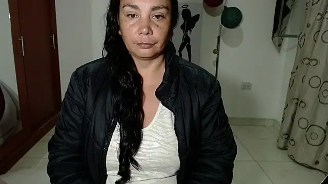 Vivian_milf_paint
