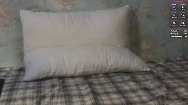 HollieCollelo webcam