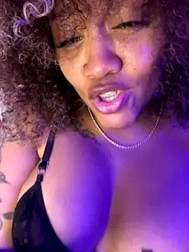 riri_brunnete