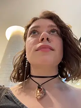 lucy-joy webcam