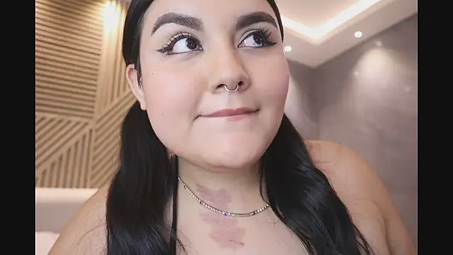 AshNoire_ webcam