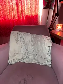 Ninabrunette18 webcam
