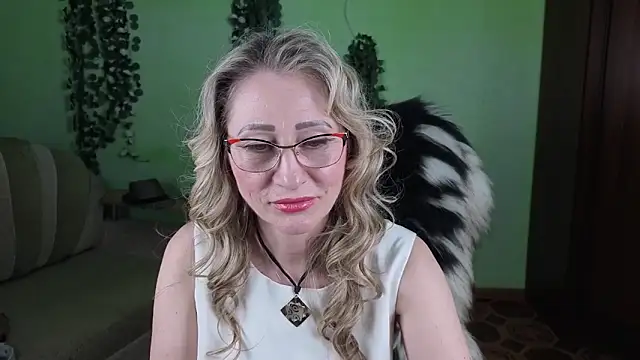 Habibi_Honeyy webcam