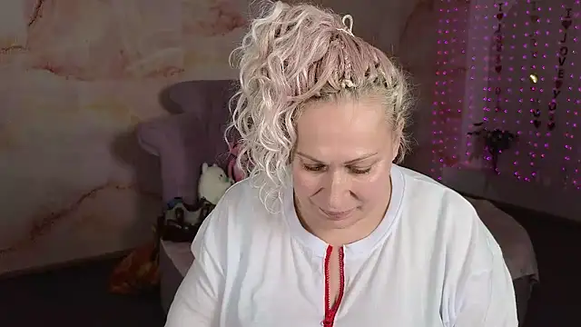Penelope_Pinky webcam