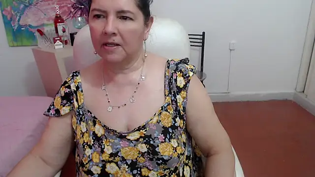 leonela_69 webcam