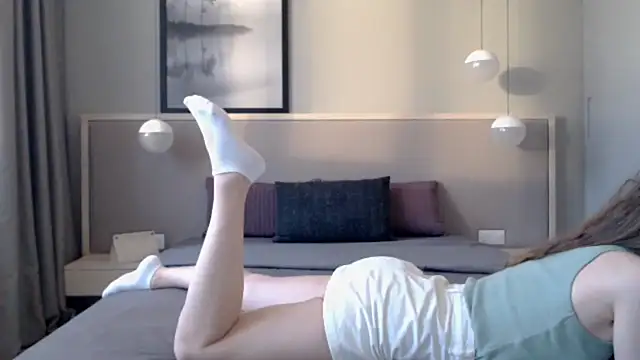 ShySchoolGirl webcam