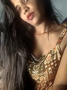 cute_radhikaa webcam