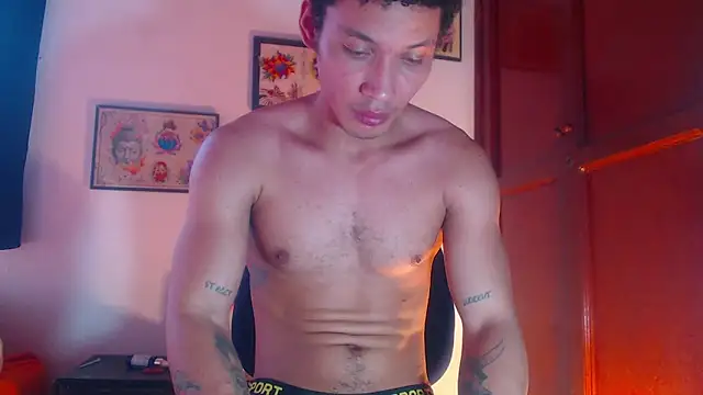 ruimaddoox - RuiMaddoox's free webcam - UK Sex Cams