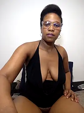 Curvy_sluty