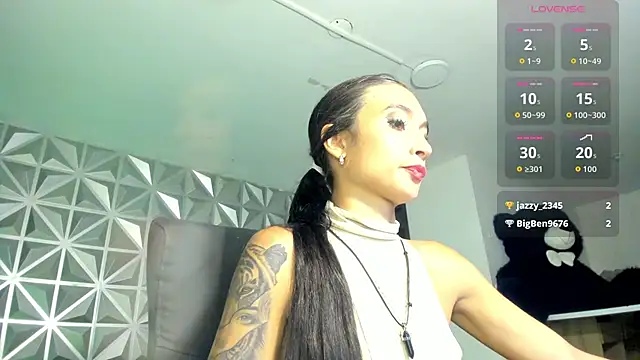 hellen_tease
