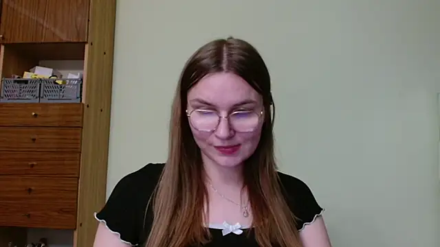 LooveELLYx webcam