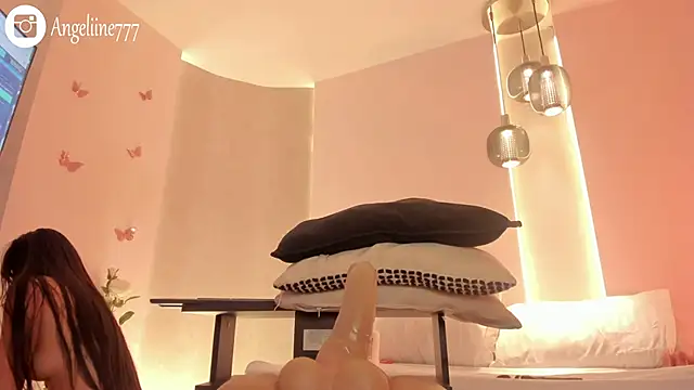 angeline-777 webcam