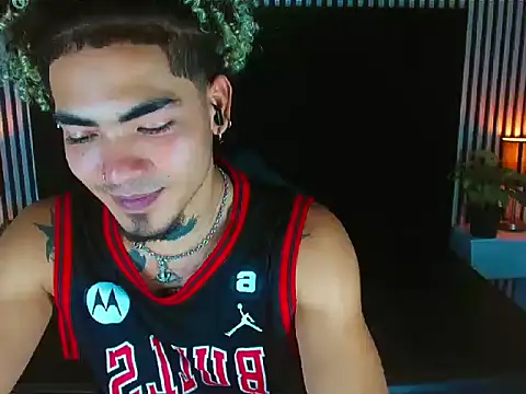 LihanJor_23 webcam