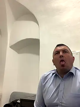 Mike8523 webcam