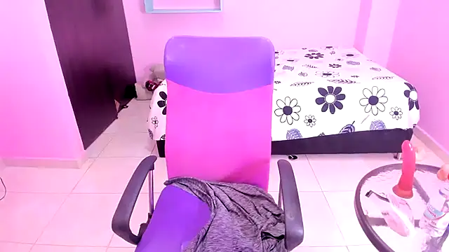 mommy_whore_slut webcam
