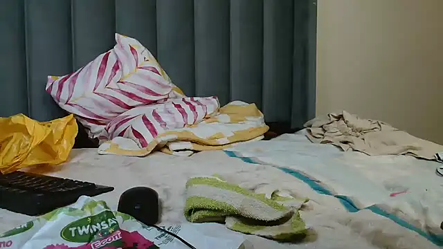 Cleanbooty webcam
