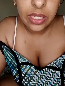 anal_lover90 (F young) - عرض الطيز  والكس والرجل والابط 🍯🍯🍯