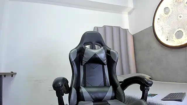 Rurik_Jones webcam